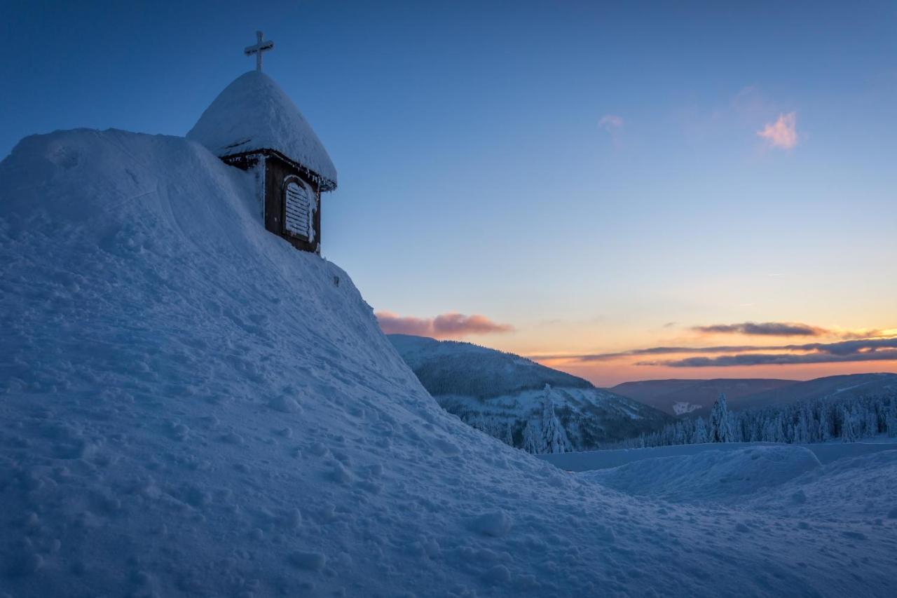 Erlebachova Bouda, Hotel - Resort Svaty Frantisek Spindleruv Mlyn Exterior foto