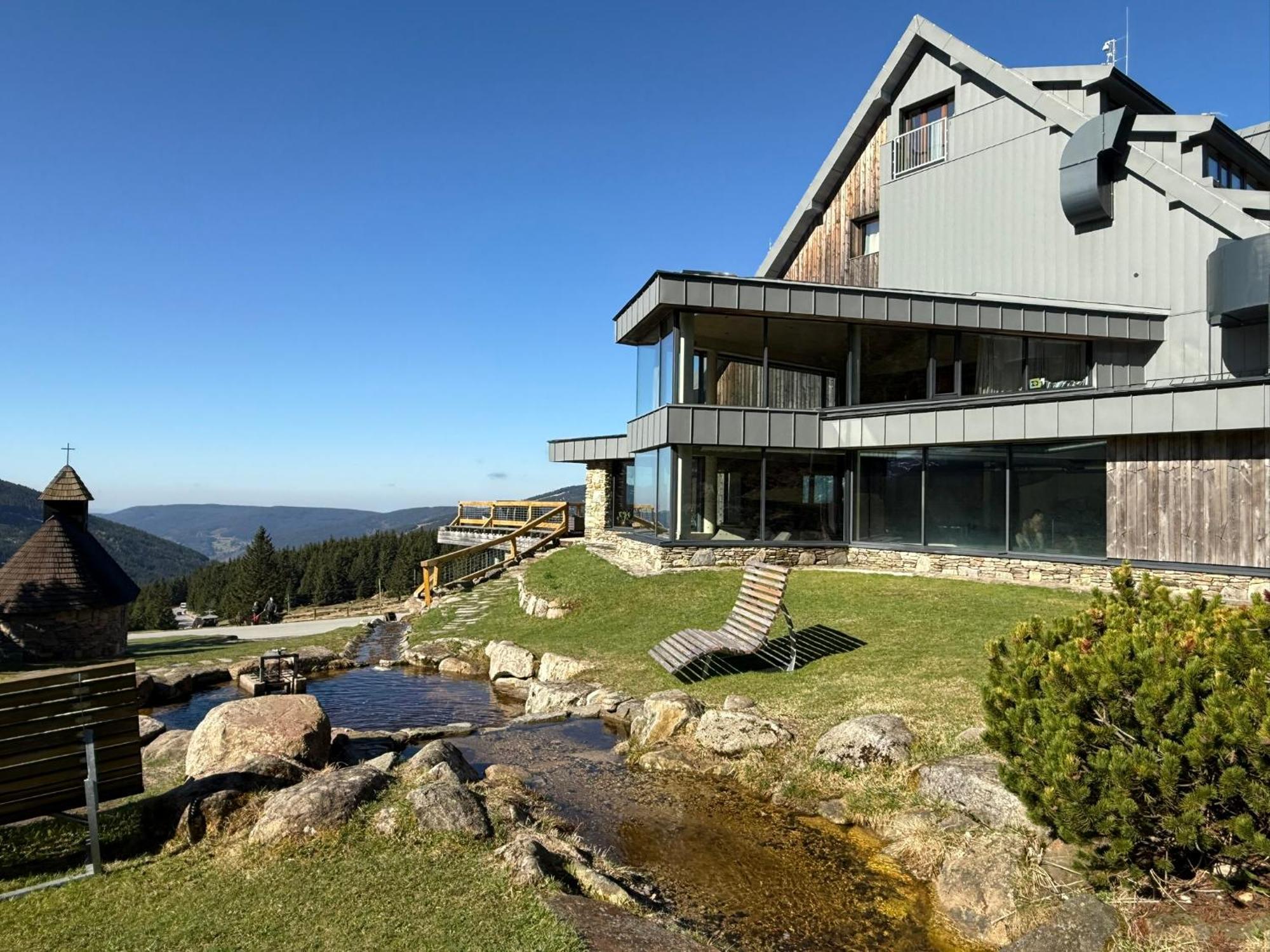 Erlebachova Bouda, Hotel - Resort Svaty Frantisek Spindleruv Mlyn Exterior foto
