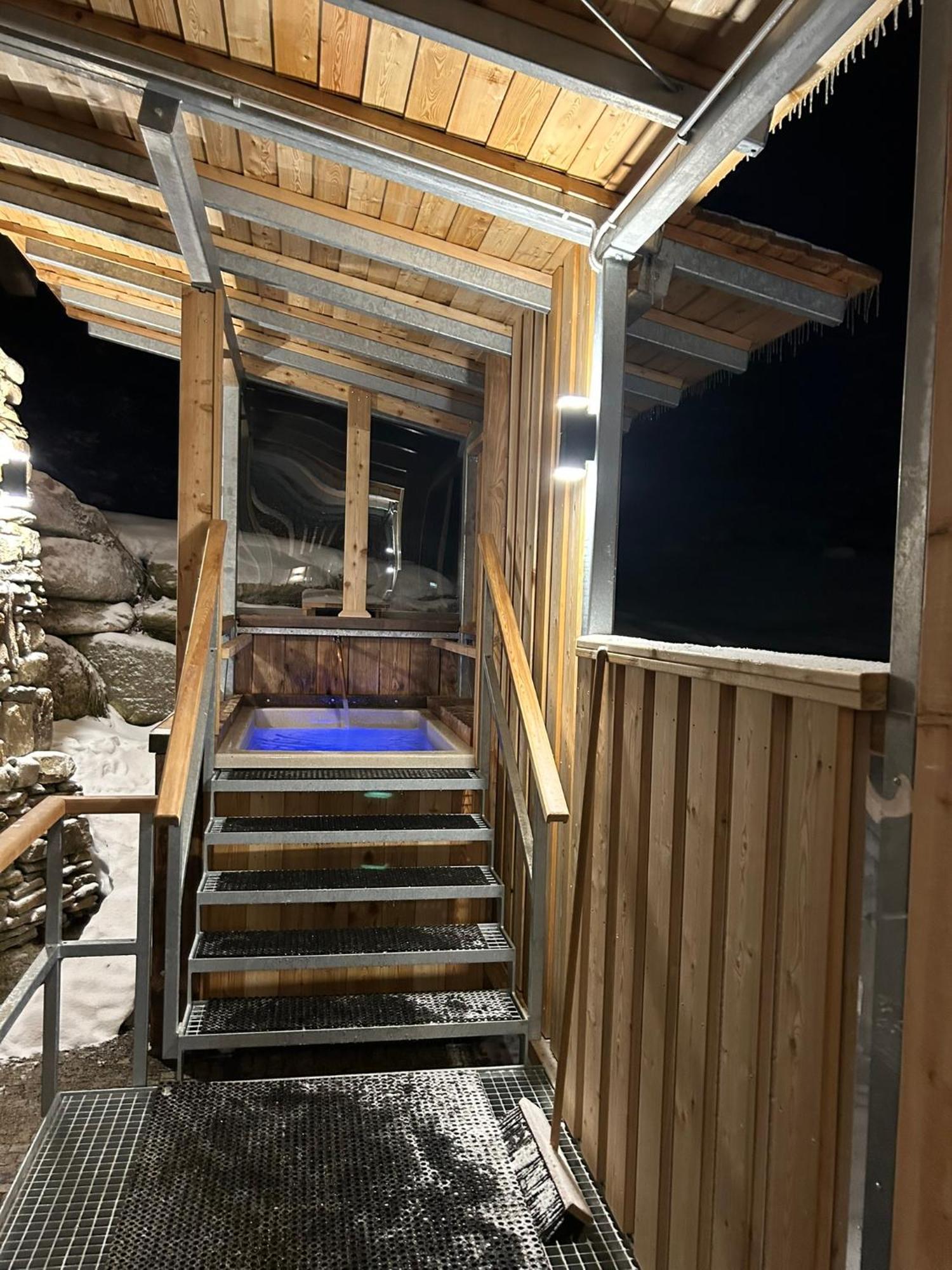 Erlebachova Bouda, Hotel - Resort Svaty Frantisek Spindleruv Mlyn Exterior foto