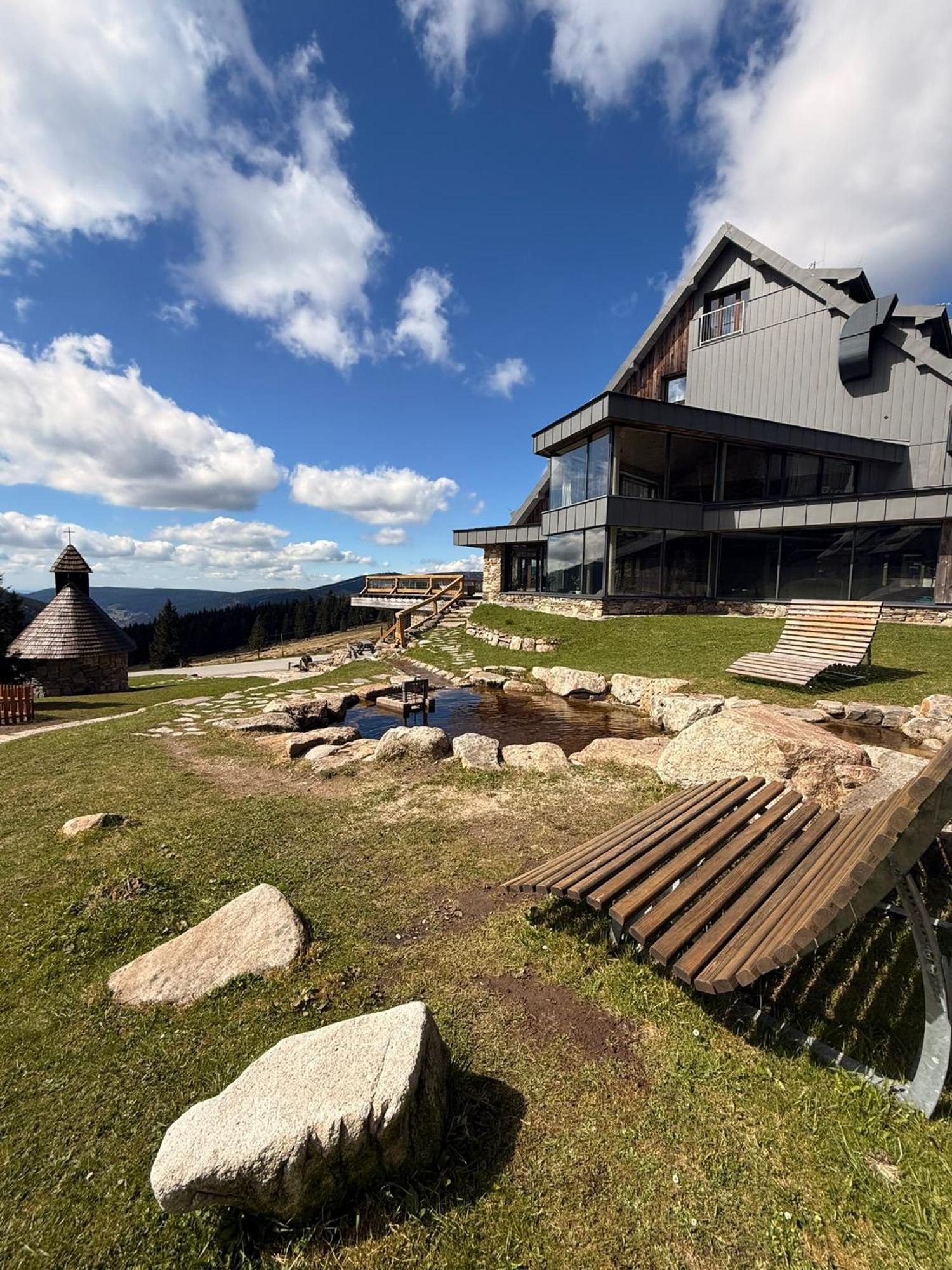 Erlebachova Bouda, Hotel - Resort Svaty Frantisek Spindleruv Mlyn Exterior foto