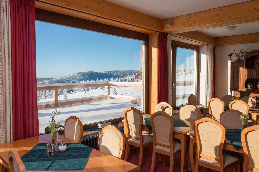 Erlebachova Bouda, Hotel - Resort Svaty Frantisek Spindleruv Mlyn Exterior foto