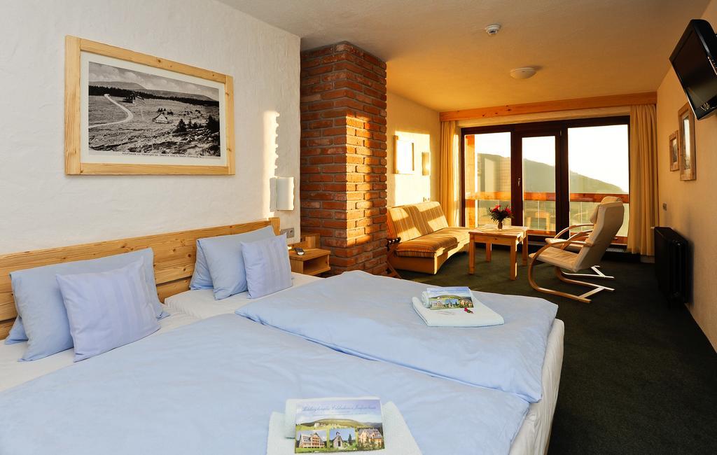 Erlebachova Bouda, Hotel - Resort Svaty Frantisek Spindleruv Mlyn Exterior foto